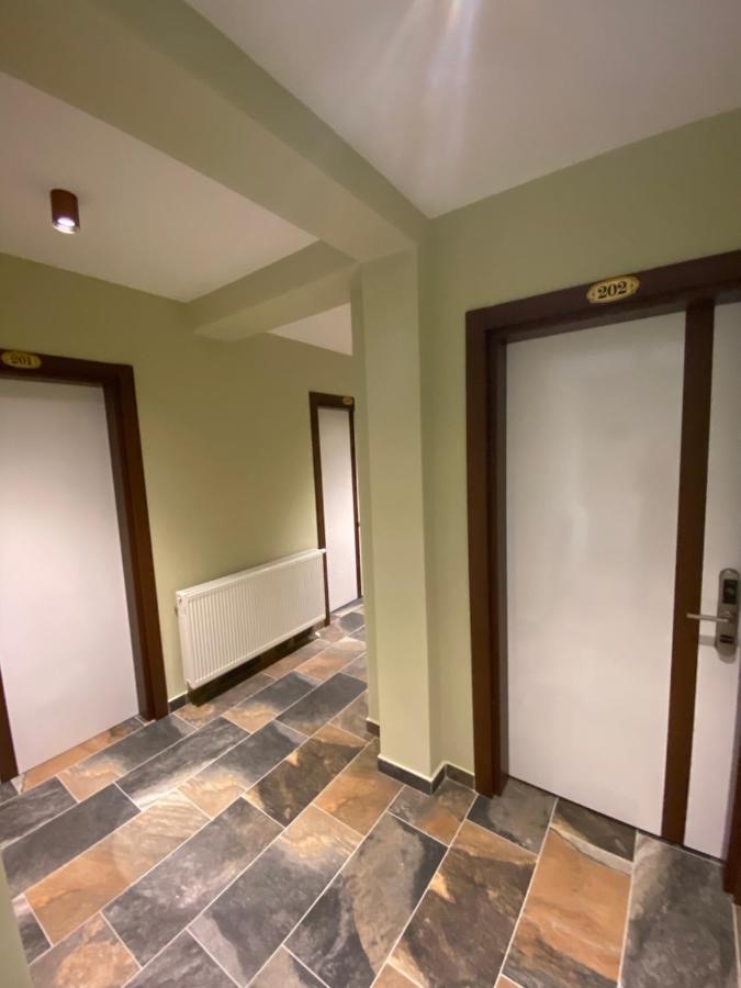Hotel Kolonja'S ديبار المظهر الخارجي الصورة